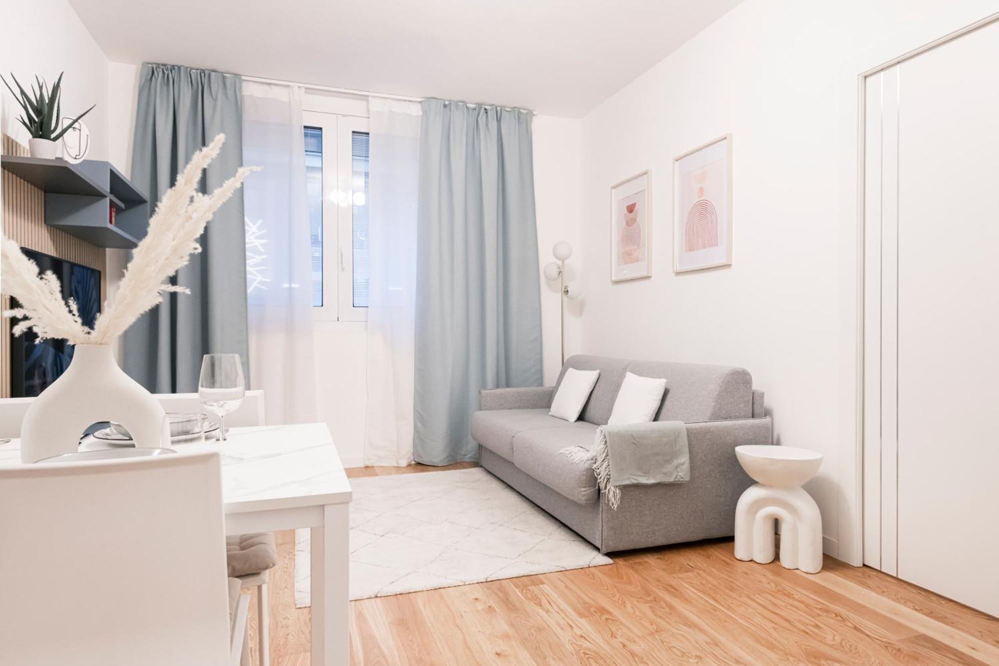 Easylife - Design And Relax In The Heart Of Milan Lägenhet Exteriör bild